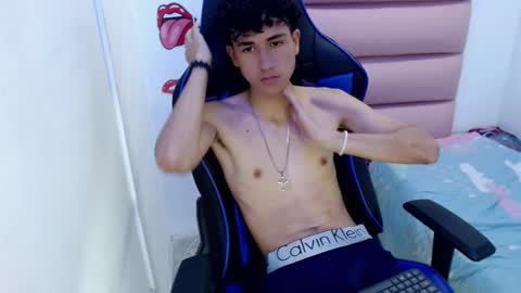 johnny_cagee online show from 12-06-24, 09:32