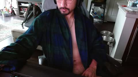 Johnny Gee online show from 11-28-25, 07:05