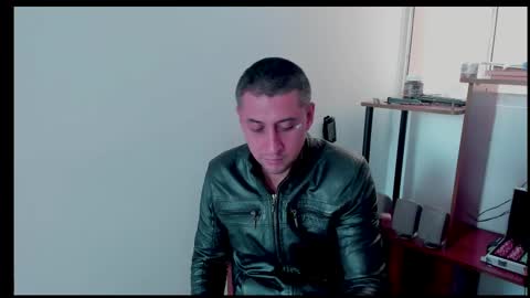 Snapshot of johnny_seens1 chatting on 02-10-25, 06:24 Johnny online show from 02-10-25, 06:24