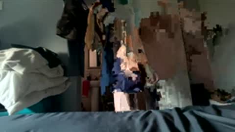 Snapshot of johnnybravo4919 chatting on 04-16-26, 05:08 johnnyBravvo online show from 04-16-26, 05:08