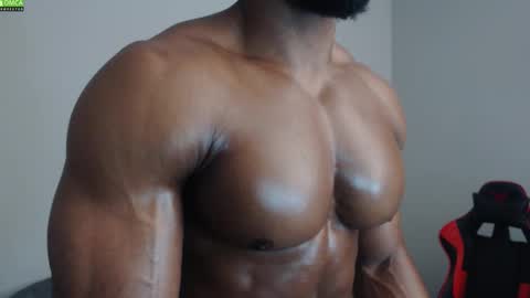 Snapshot of johnnydolce50 chatting on 11-04-25, 09:25 MASTER OF SUBS BETA SLAVES online show from 11-04-25, 09:25