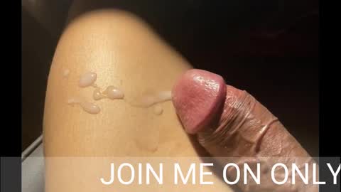 Snapshot of johnnyfun_xxx chatting on 02-13-25, 04:43 Johnnystrongarms online show from 02-13-25, 04:43