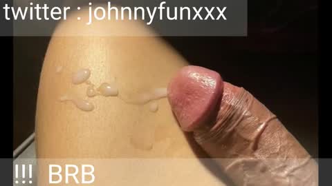 Snapshot of johnnyfun_xxx chatting on 09-23-25, 03:31 Johnnystrongarms online show from 09-23-25, 03:31