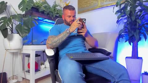 JOHNNY online show from 03-15-26, 01:44