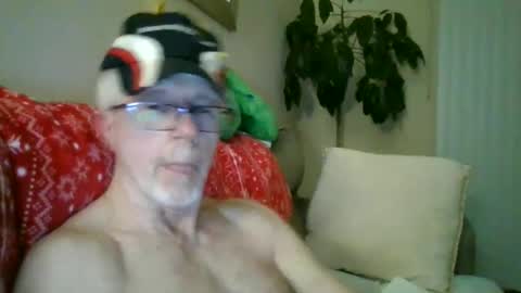 Snapshot of johnnyrocket12345678 chatting on 12-28-24, 04:41 johnnyrocket12345678 online show from 12-28-24, 04:41