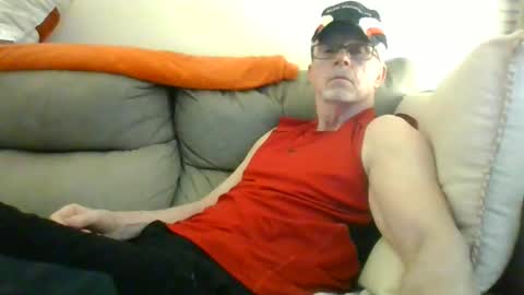 Snapshot of johnnyrocket12345678 chatting on 10-26-25, 02:39 johnnyrocket12345678 online show from 10-26-25, 02:39