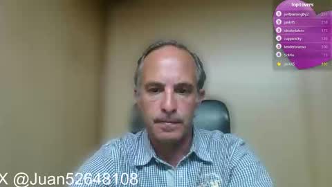 Snapshot of johnq_23 chatting on 01-21-25, 04:27 John online show from 01-21-25, 04:27
