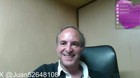 Snapshot of johnq_23 chatting on 09-19-25, 04:07 John online show from 09-19-25, 04:07