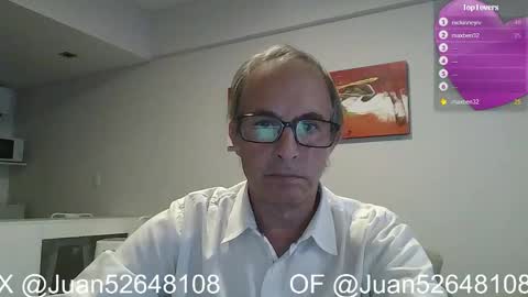 Snapshot of johnq_23 chatting on 10-23-25, 10:19 John online show from 10-23-25, 10:19
