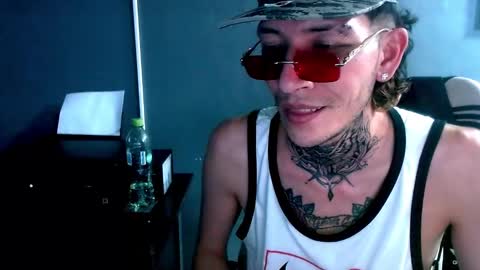 johnsonisaac94  online show from 12-06-24, 07:54