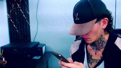 johnsonisaac94  online show from 02-24-25, 04:38