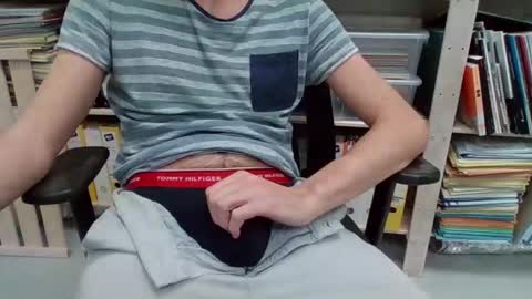 Snapshot of johnx_73 chatting on 12-06-24, 12:05 John online show from 12-06-24, 12:05