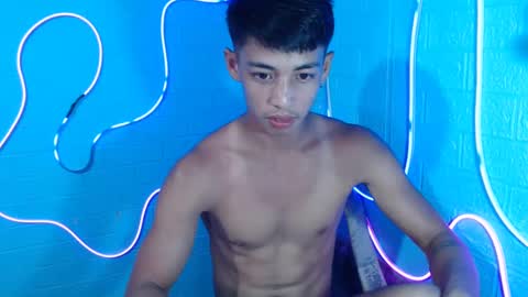 Snapshot of johnydestroyer chatting on 03-04-25, 11:19 johnydestroyer online show from 03-04-25, 11:19