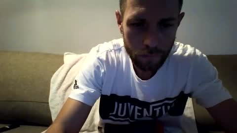 jojo19844 online show from 10-11-25, 12:15