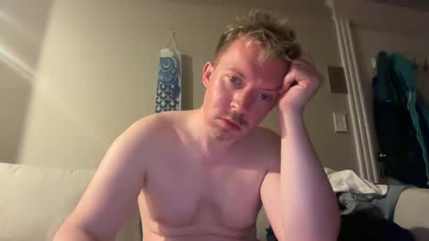 Snapshot of jojohalloran64 chatting on 09-22-25, 02:02 jojohalloran64 online show from 09-22-25, 02:02