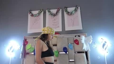 jolie_lov online show from 12-15-25, 01:26