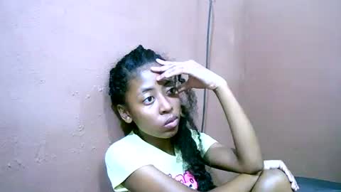 Snapshot of joliekah27 chatting on 02-24-25, 06:26 joliekah27 online show from 02-24-25, 06:26