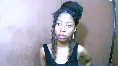 Snapshot of joliekah27 chatting on 03-03-25, 12:04 joliekah27 online show from 03-03-25, 12:04