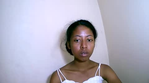 Snapshot of joliekah27 chatting on 11-09-25, 07:34 joliekah27 online show from 11-09-25, 07:34