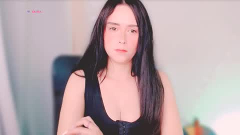 Snapshot of joliinee chatting on 12-18-25, 02:39 ArianaJoliiee online show from 12-18-25, 02:39