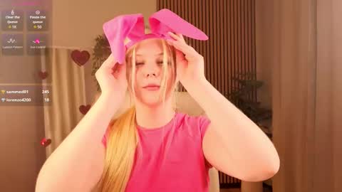 Polly  online show from 02-15-26, 07:51