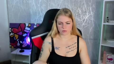 Jolly online show from 09-11-25, 06:24