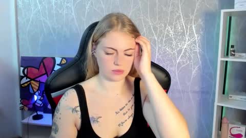 Jolly online show from 09-18-25, 02:57