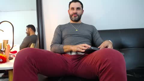  JONAS BEARD  online show from 12-09-24, 07:29