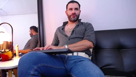  JONAS BEARD  online show from 12-10-24, 07:54