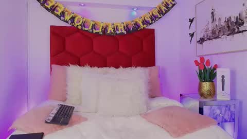 Jonas  online show from 10-30-25, 01:34