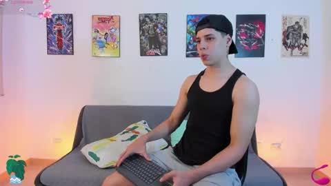 Snapshot of jonathanjoestar_ chatting on 11-22-25, 09:36 Instagram jonathanfit14 online show from 11-22-25, 09:36