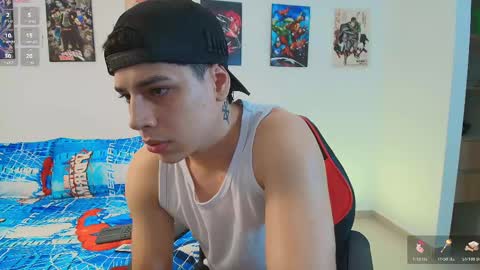 Instagram jonathanfit14 online show from 04-10-26, 09:52