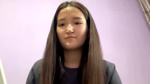 Emma online show from 11-22-25, 10:03