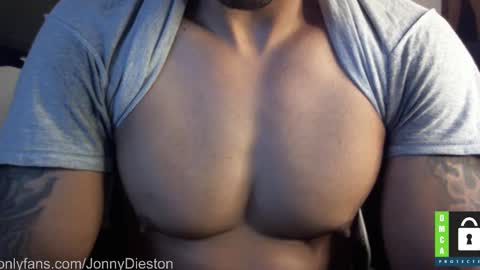 Snapshot of jonnydieston777 chatting on 11-09-25, 04:16 JonnyDieston online show from 11-09-25, 04:16