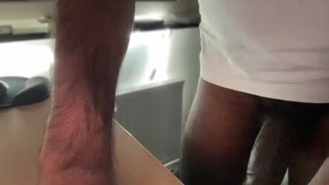 jonznow123 online show from 12-06-24, 02:28