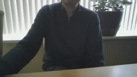 Snapshot of jop55 chatting on 12-28-24, 01:28 Jop55 online show from 12-28-24, 01:28