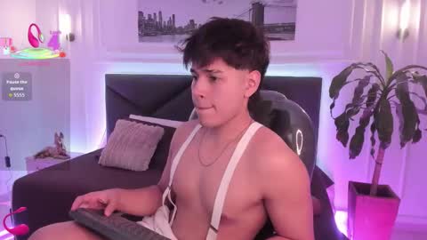 Snapshot of jordan_24_ chatting on 11-12-25, 09:03 JORDAN online show from 11-12-25, 09:03