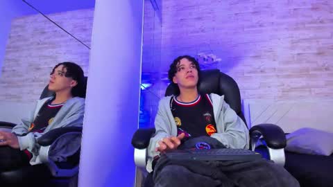 Jordi online show from 02-11-26, 03:22