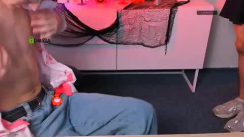 Snapshot of jordi_ser chatting on 10-31-25, 09:27 jordi_ser online show from 10-31-25, 09:27