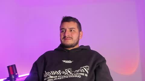 JORDY AND SOFI online show from 10-31-25, 04:24