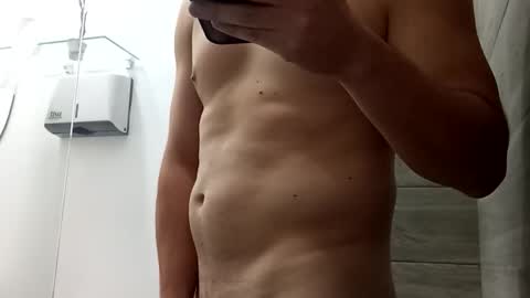 jorgelatino1919 online show from 01-07-26, 02:47