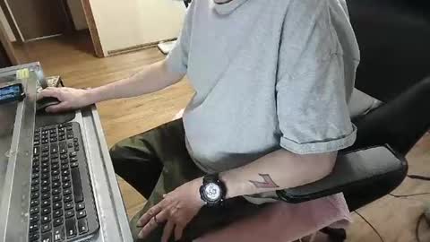 Snapshot of jorigwm chatting on 02-28-25, 04:54 jorigwm online show from 02-28-25, 04:54