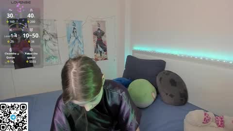 Mila online show from 11-26-25, 02:34