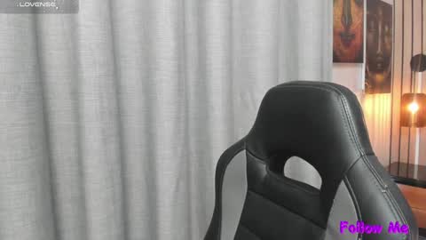 Snapshot of joselyn_sexy_ chatting on 12-20-24, 09:39 Katalina online show from 12-20-24, 09:39