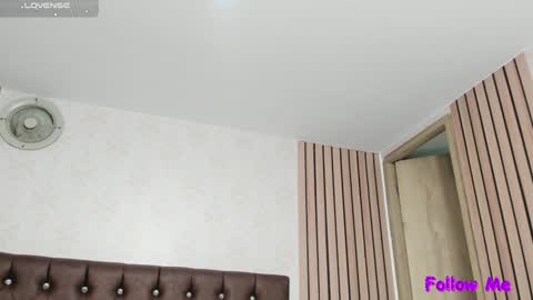 Snapshot of joselyn_sexy_ chatting on 12-28-24, 05:57 Katalina online show from 12-28-24, 05:57