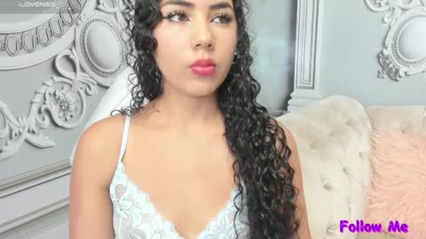 Snapshot of joselyn_sexy_ chatting on 01-02-25, 06:23 Katalina online show from 01-02-25, 06:23