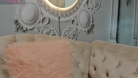 Snapshot of joselyn_sexy_ chatting on 02-11-25, 12:28 Katalina online show from 02-11-25, 12:28