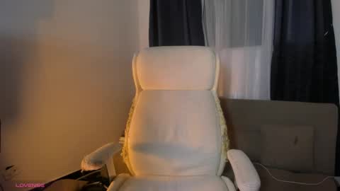 Josep online show from 12-12-24, 04:04