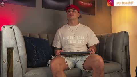 Snapshot of joseph__boy chatting on 03-29-26, 11:32 JOSEPH online show from 03-29-26, 11:32