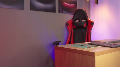 Snapshot of joseph__boy chatting on 04-11-26, 11:36 JOSEPH online show from 04-11-26, 11:36